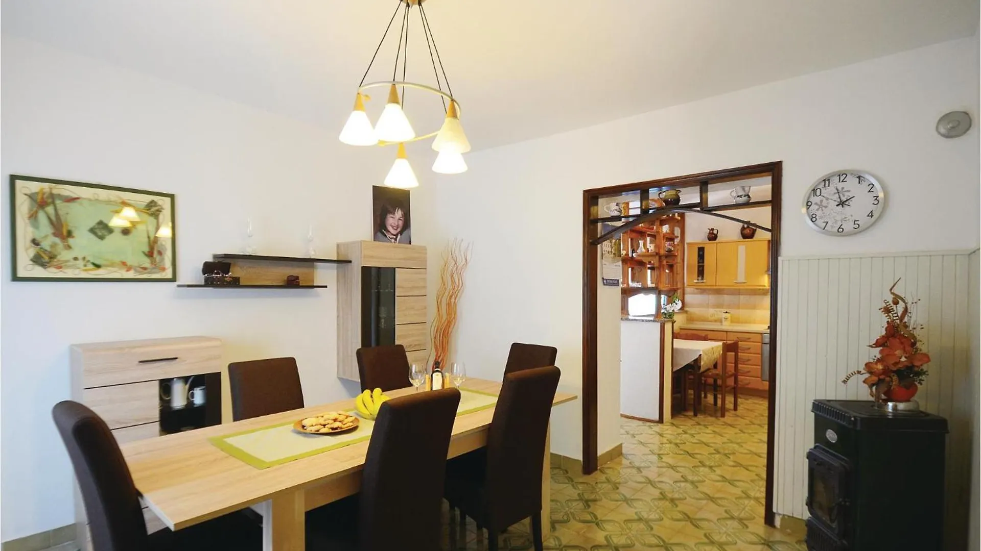 Stunning Home In Barisici With Wifi Sumber 0*,