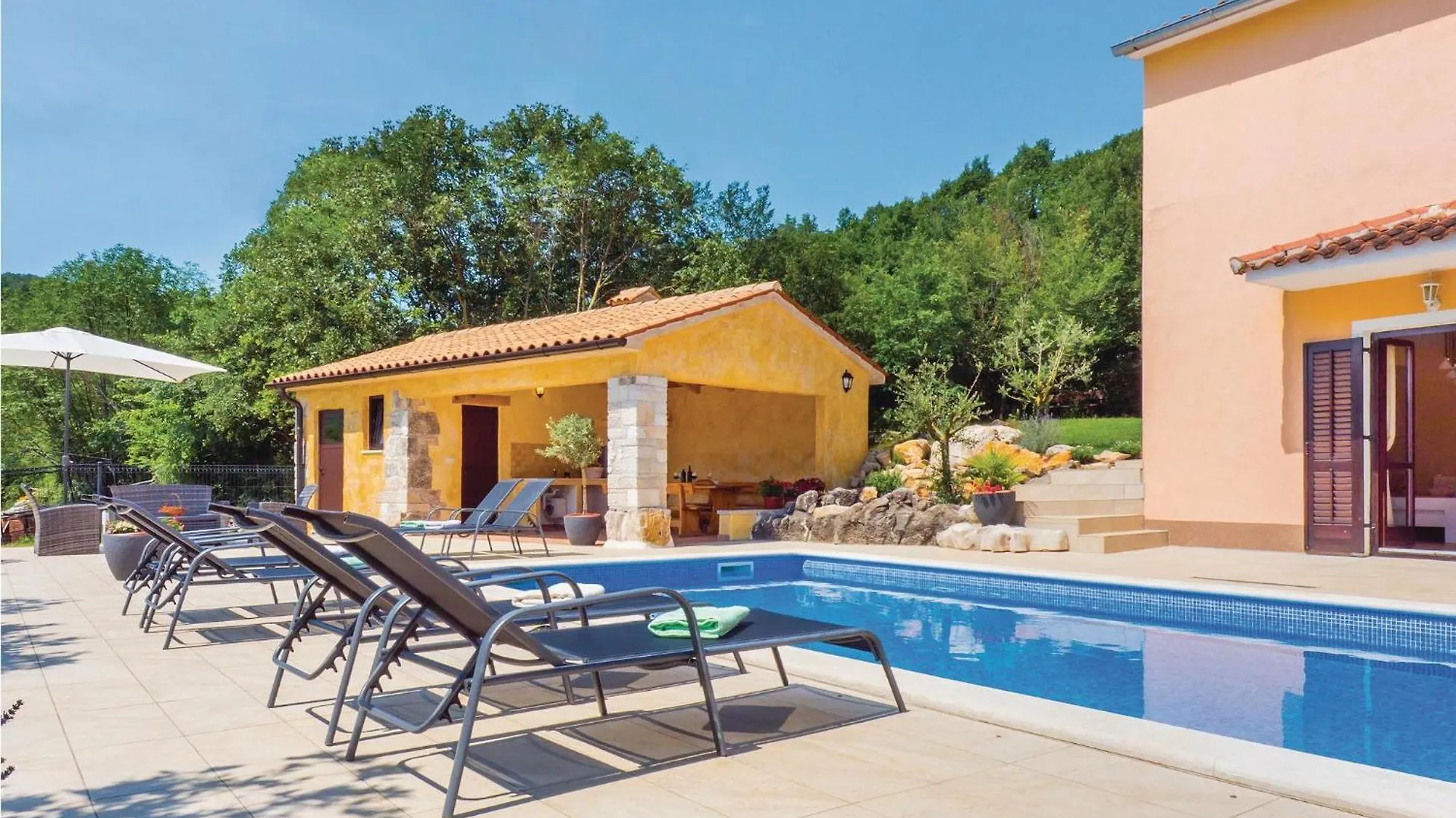 Stunning Home In Barisici With Wifi Sumber Croatia